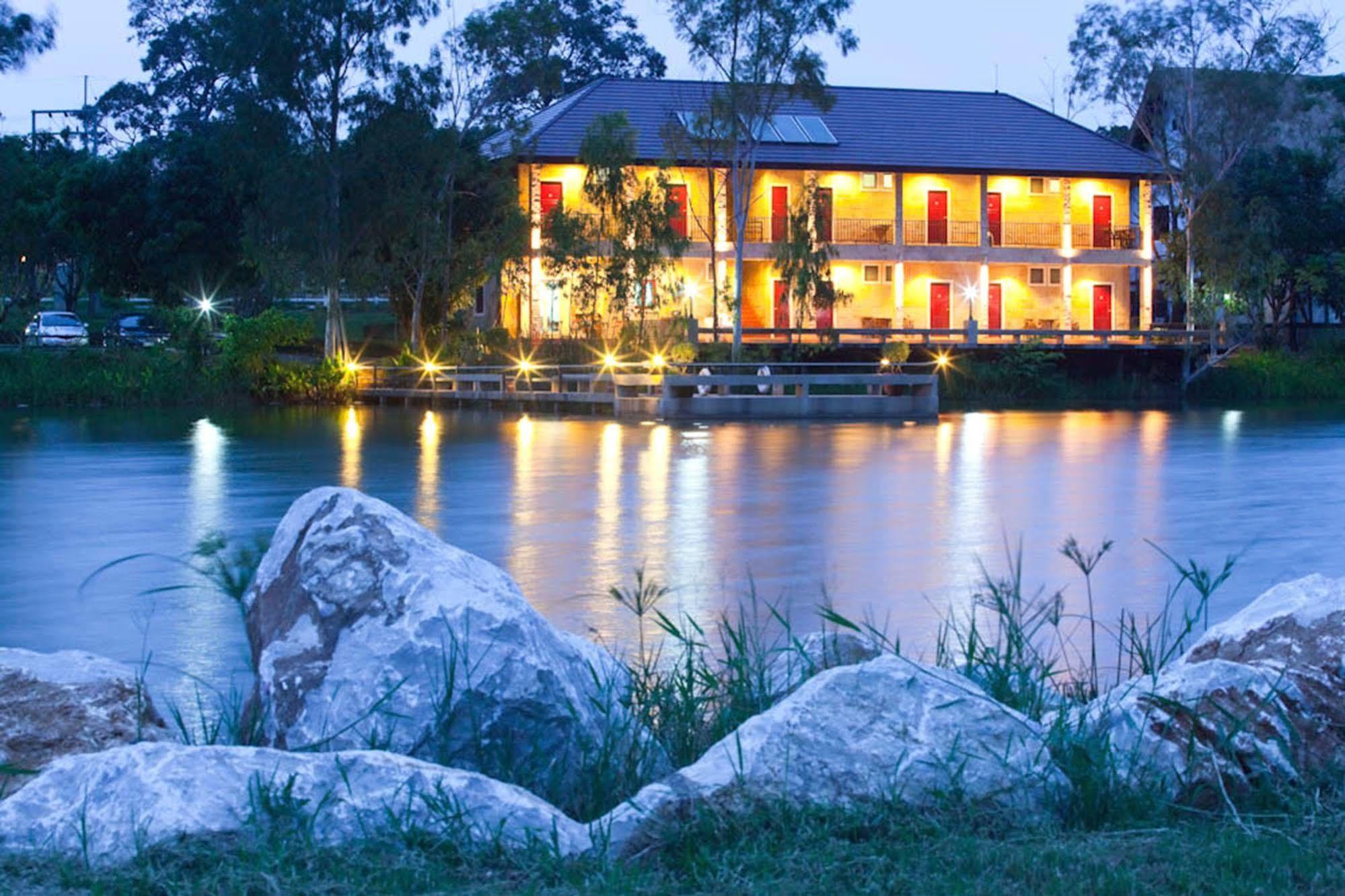 Chateau De Khaoyai Hotel & Resort Pak Chong Buitenkant foto