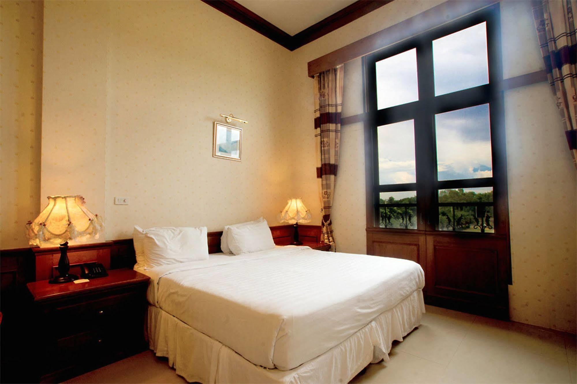 Chateau De Khaoyai Hotel & Resort Pak Chong Buitenkant foto