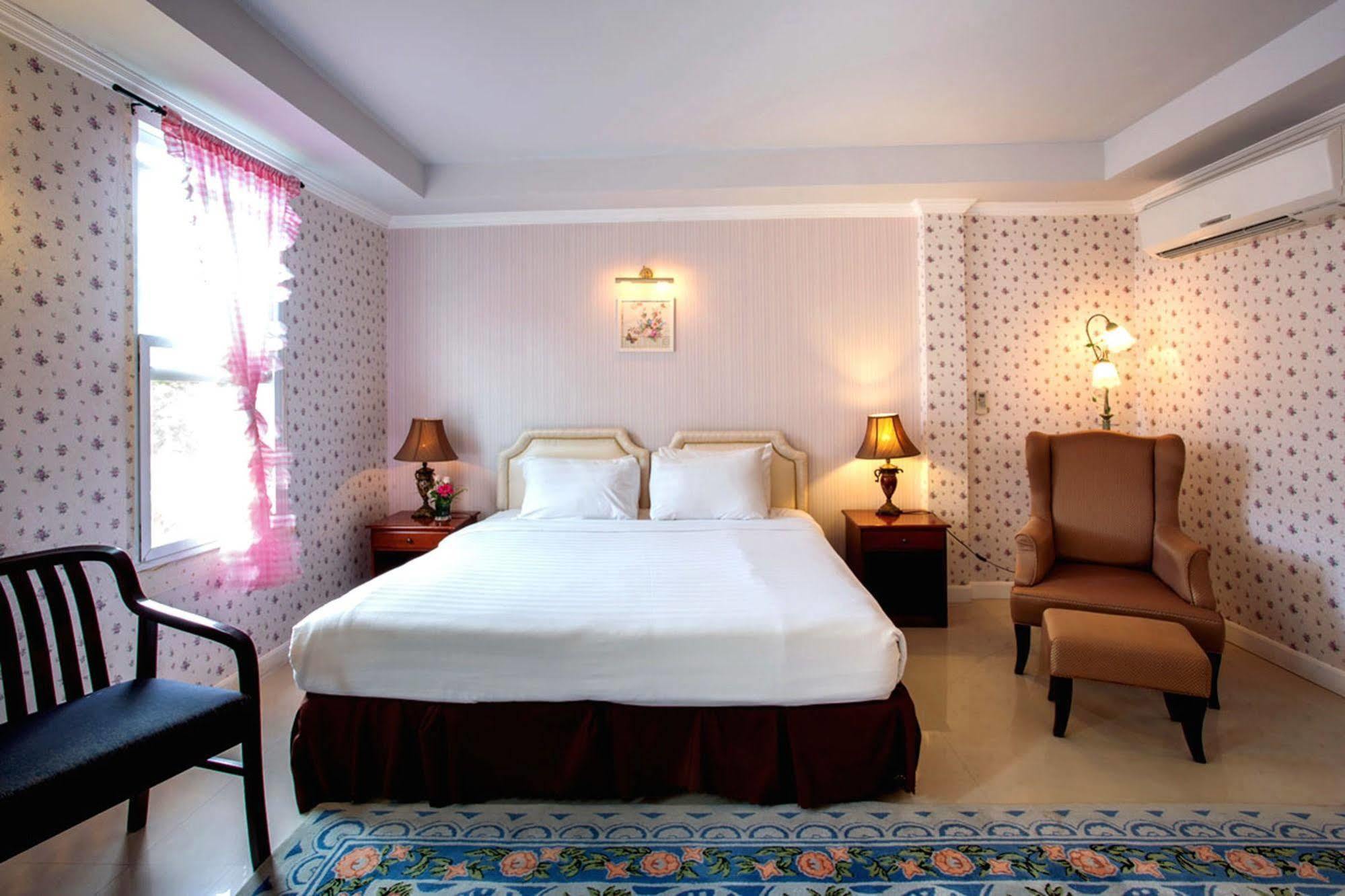 Chateau De Khaoyai Hotel & Resort Pak Chong Buitenkant foto