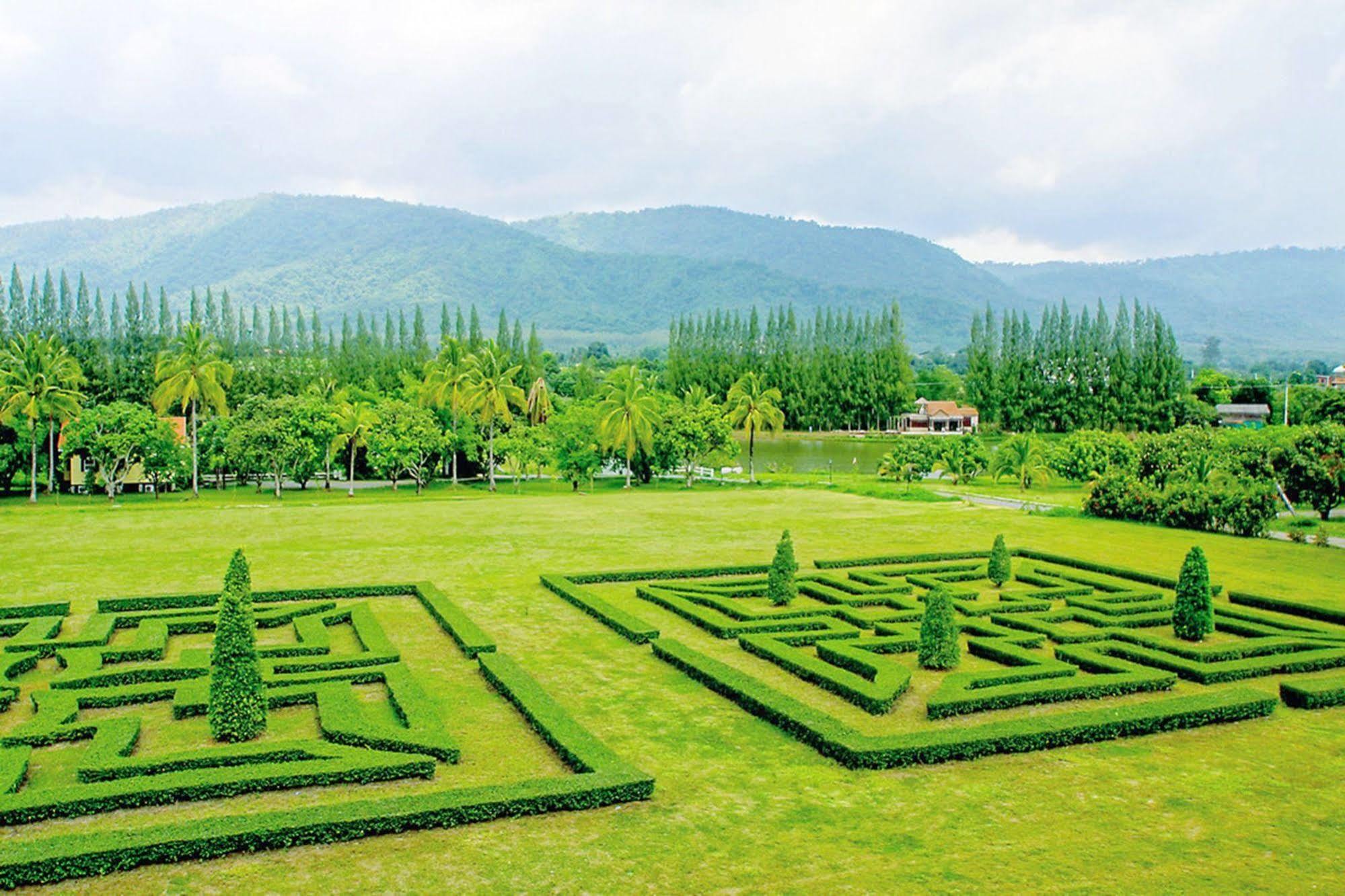 Chateau De Khaoyai Hotel & Resort Pak Chong Buitenkant foto
